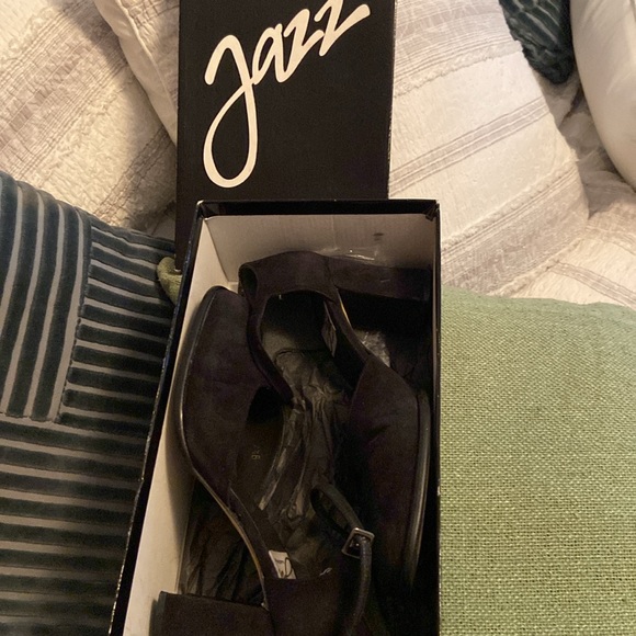 Vintage Spanish Black Suede Maryjane’s by Jazz. In original box! Size 7 1/2. - Picture 6 of 6